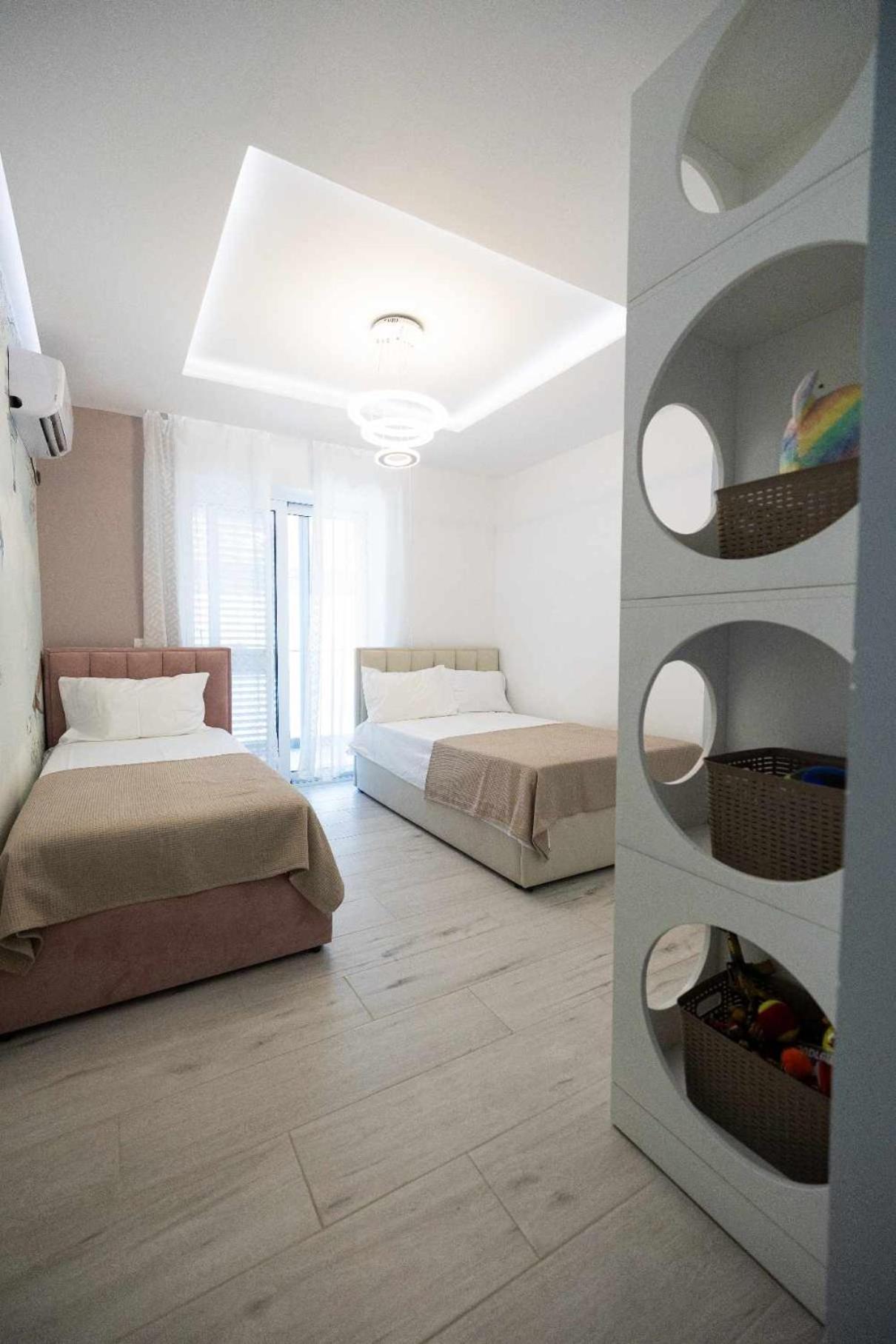 Zoto Luxury Himare