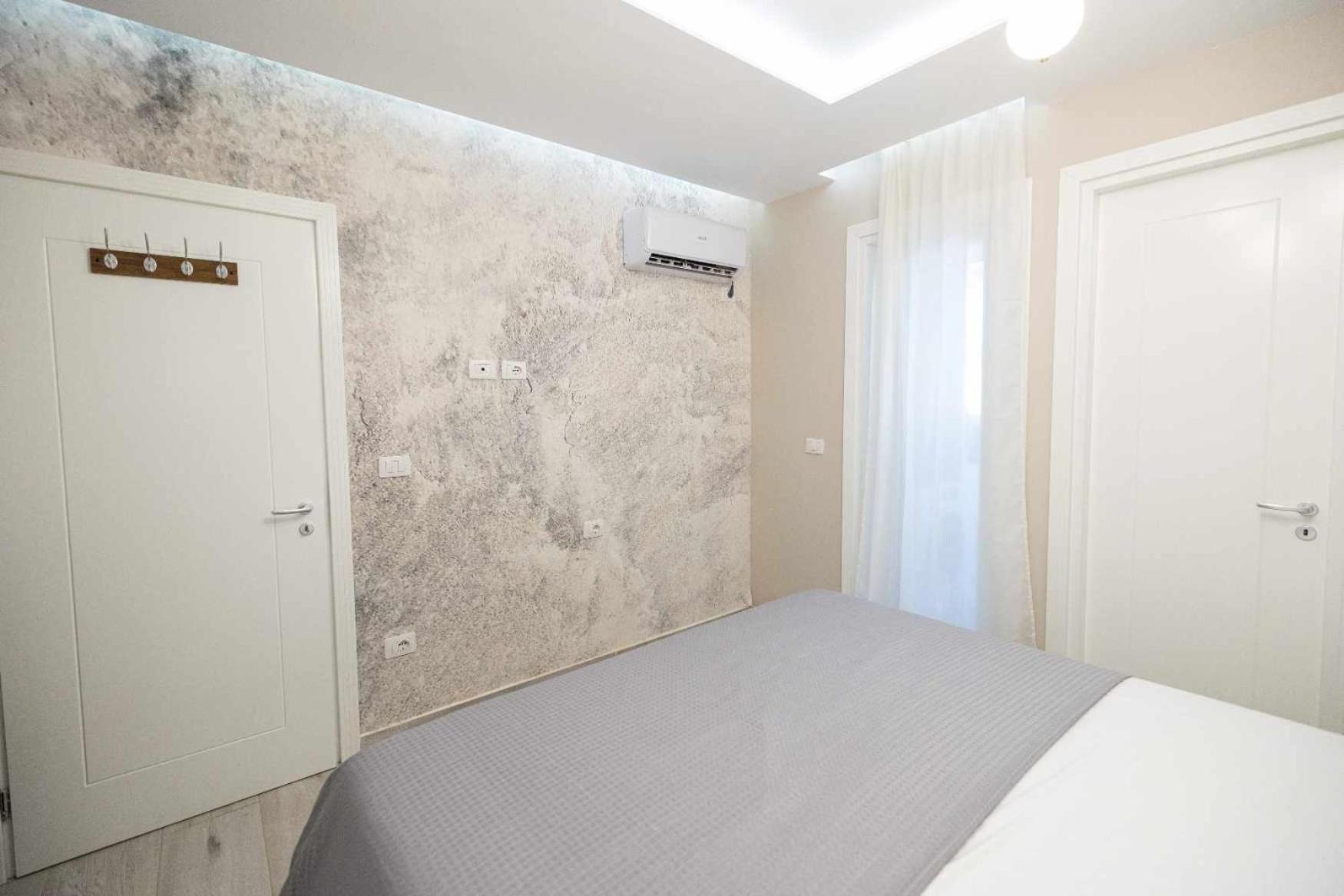 Zoto Luxury *